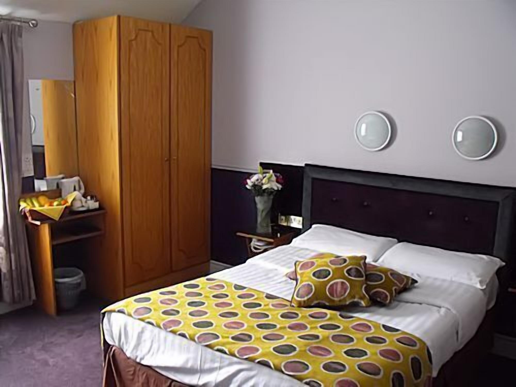 The Glen Guesthouse Dublin Bagian luar foto