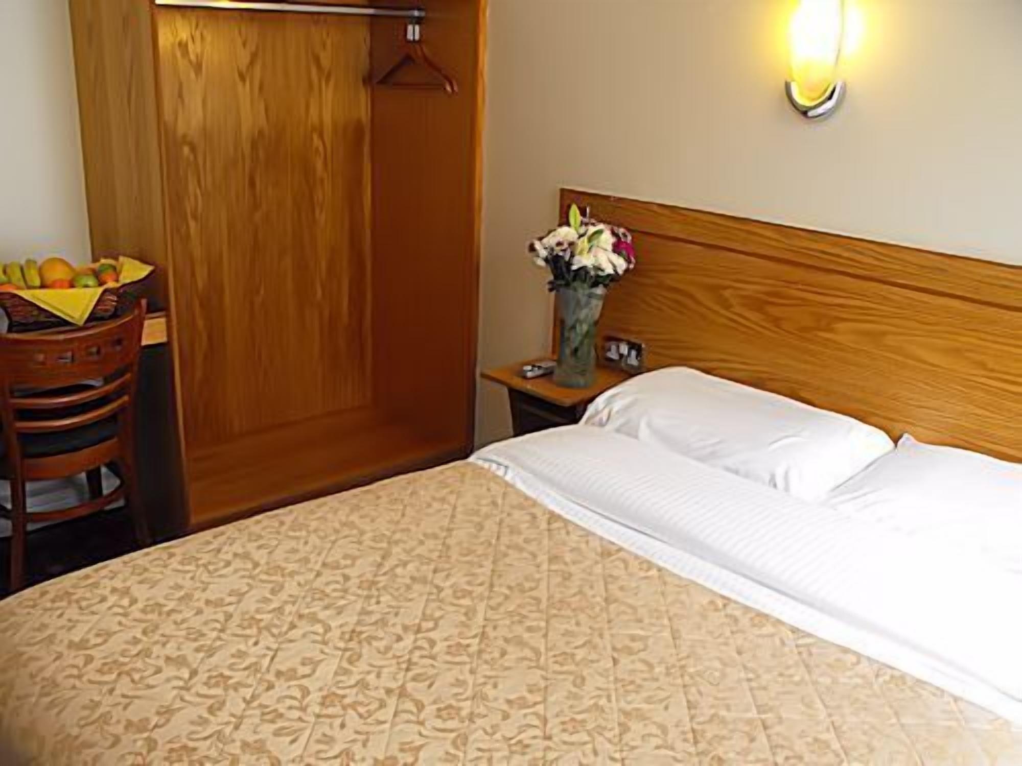The Glen Guesthouse Dublin Bagian luar foto